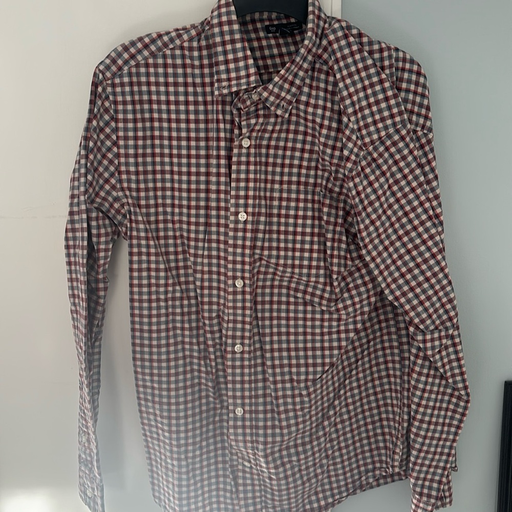 Gap Classic Fit Button Down Shirt